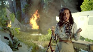 Katy Perry- Roar {HD}