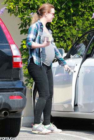  Leighton Meester Pregnant picture