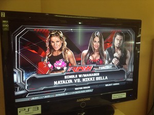  Natalya vs. Nikki Bella w/ Roman Reigns at 美国职业摔跤 2K15