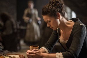  Outlander - Episode 1.15 - Wentworth Prison