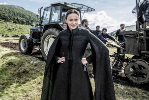  Sophie Turner (Sansa Stark) - Behind the Scenes