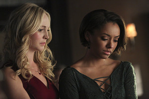  The Vampire Diaries 6.22 ''I’m Thinking of आप All the While''