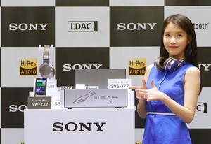  150527 ‪‎IU‬ for Sony Korea (소니코리아) Premium Bluetooth audio speakers