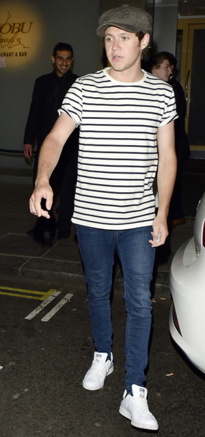  Niall out in लंडन