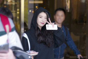 150421 IU（アイユー） After Producer Filming