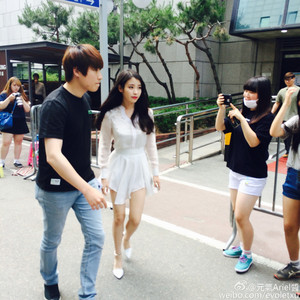  150609 आई यू after 'Producer' filming
