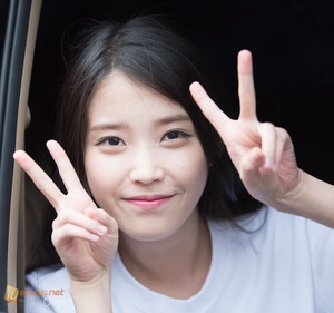  150611 IU After Producer Filming