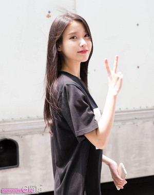  150616 IU（アイユー） After Producer Filming