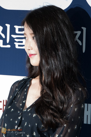  150622 आई यू at the "Northern  Line" VIP movie premier