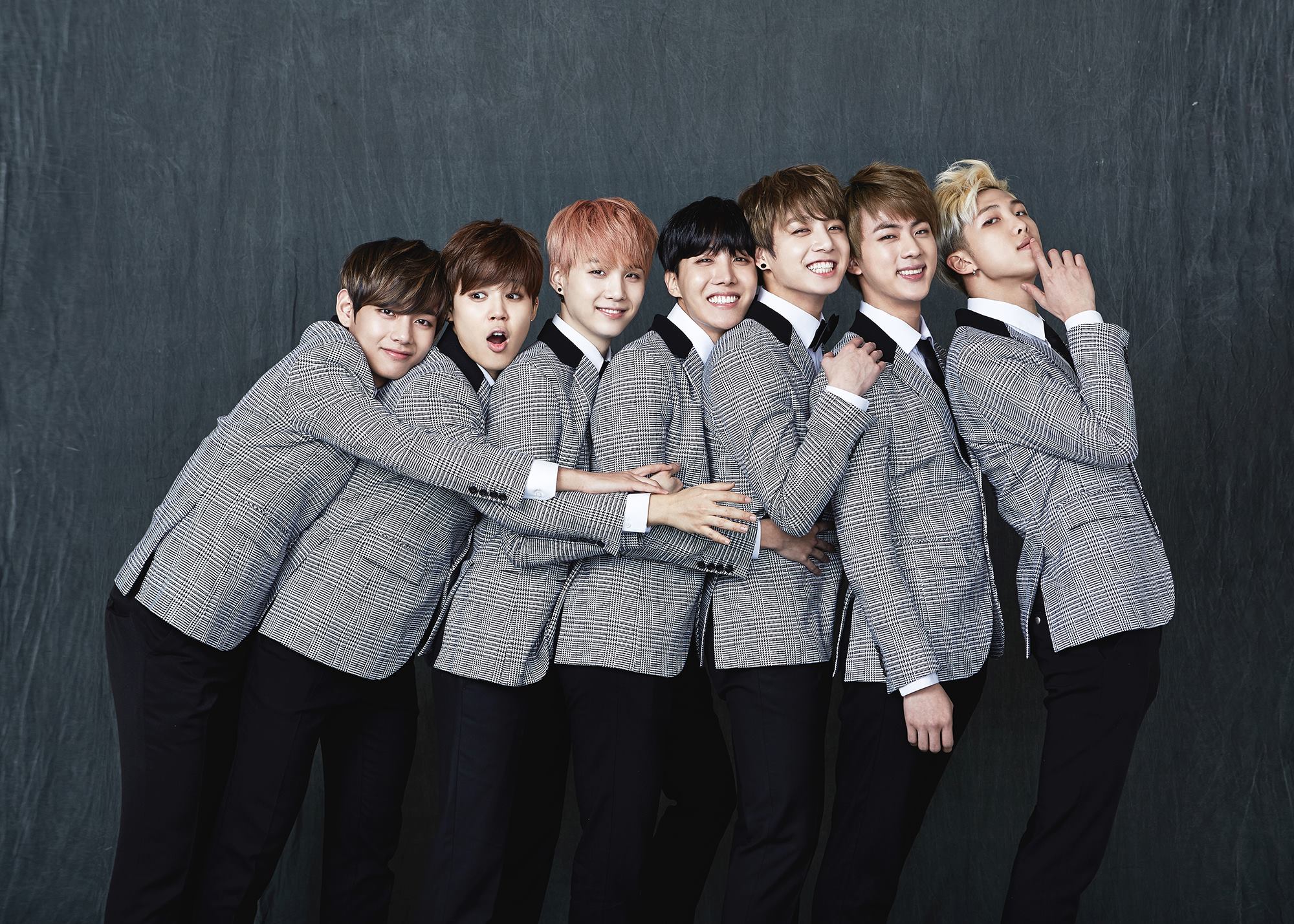 BTS 2nd Anniversary 가족사진 'Real Family Picture' part.1