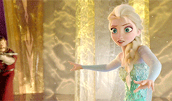  Elsa vs The Guards
