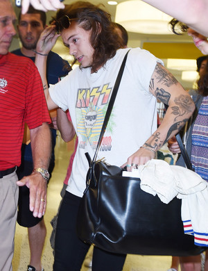  Harry at the airport in NYC