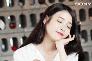 IU Sony MDR Ad Making [GIFs] by boxgame