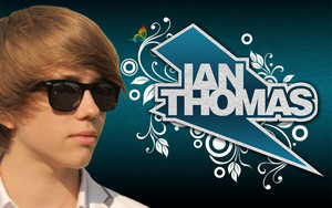 Ian Thomas sunglasses (blue)