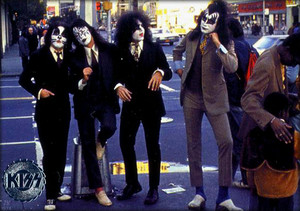 KISS ~March 20, 1975 (NYC)  