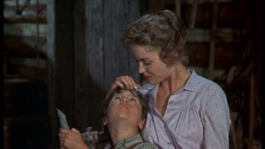  Kevin Corcoran as Arliss Coates and Dorothy McGuire as Katie Coates in Old Yeller