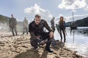  Lagertha, Floki, Bjorn, Rollo and Ragnar Lothbrok Season 3 promotional picture