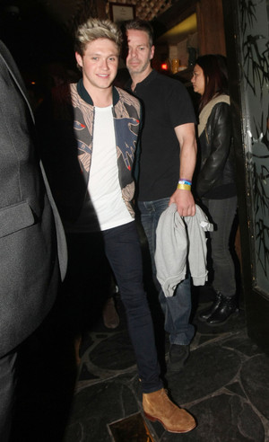  Niall Out in Londra