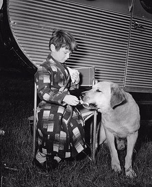  Old Yeller - Behind the Scenes - Kevin Corcoran and Spike