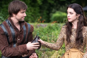  Reign "A Chill in the Air" (1x05) promotional picture
