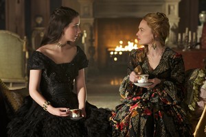  Reign "Fugitive" (2x20) promotional picture