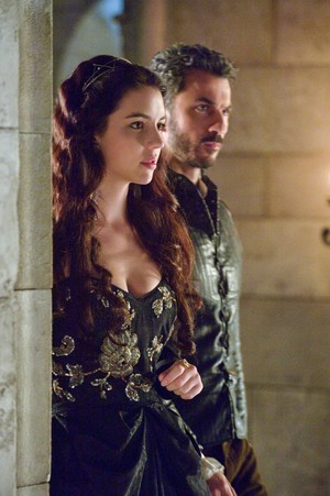  Reign "Left Behind" (1x07) promotional picture