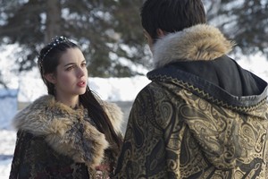  Reign "Tempting Fate" (2x17) promotional picture
