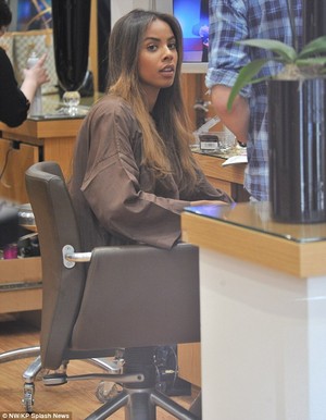  Rochelle at the hair salon