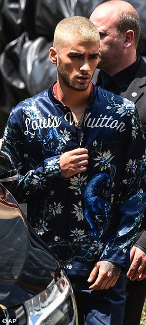  Zayn at Louis Vuitton menswear दिखाना