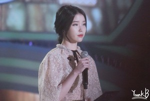  [2014.11.13] IU at Melon muziki Awards 2014 by.YoonKB