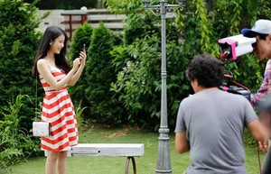  150709 IU（アイユー） for Cable TV CF Filming 防弾少年団