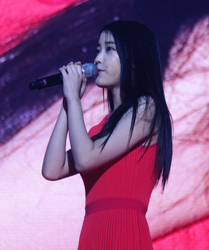  150725 IU at DnF 10th Anniversary Party
