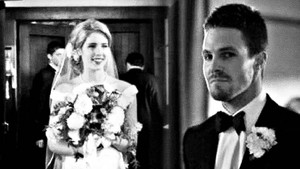  Alternate Universe Oliver and Felicity's Wedding 壁纸