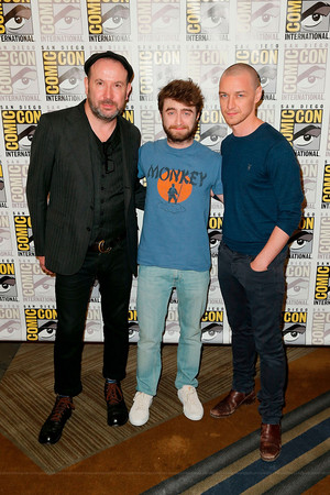  Daniel Radcliffe at Comic-Con International 2015 (Fb.com/DanieljacobRadcliffeFanClub)