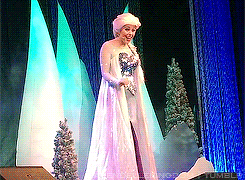  La Reine des Neiges Sing Along montrer at Disney World