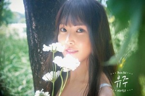  G-FRIEND's Yuju teaser 이미지 for 2nd mini 'Flower Bud'