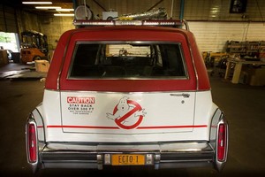  Ghostbusters 2016 Car - Ecto-1