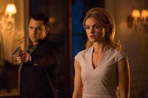  Gotham - Episode 1.21 - The Anvil o the Hammer