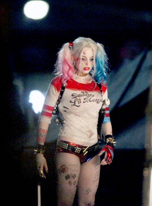  Harley Quinn