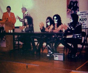  Kiss s’embrasser Contest 1974