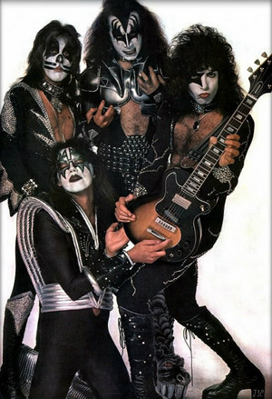  Kiss ~NYC…April 9, 1976 (Destroyer-White Session)
