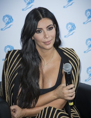  Kim Kardashian