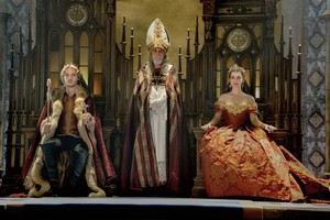  Reign "Coronation" (2x03) promotional picture