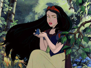  peminat Art -The Young Evil Queen as Snow White