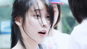 140627 IU arrival to Music Bank