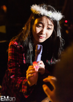  140921 IU at Melody Forest Camp کنسرٹ