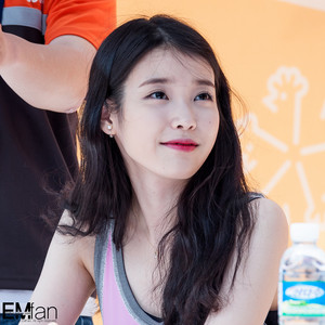  150426 IU at Mexicana Fansign Event