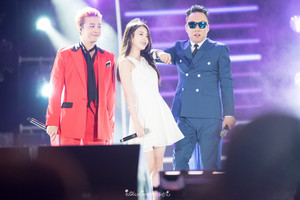  150813 आई यू at Infinity Challenge Song Festival with GD and Park Myungsoo
