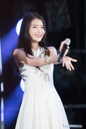  150813 ইউ at Infinity Challenge Song Festival with GD and Park Myungsoo