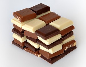  Chocolate and white chocolate